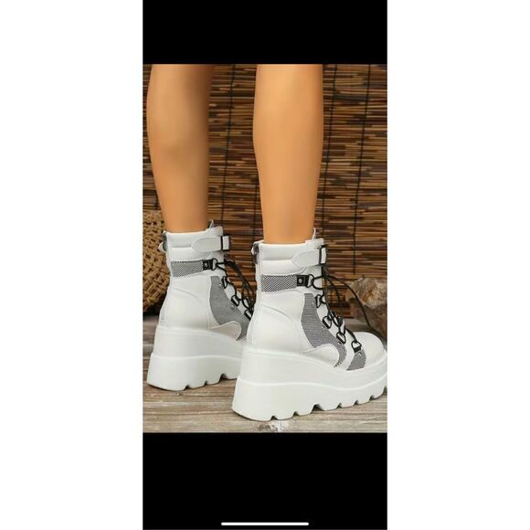 Elevated platform punk style, boots, stylish design combo zipper in the back net - Picture 10 of 16